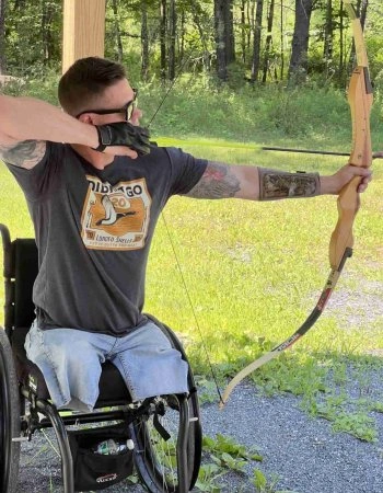Archery-Double-Amputee-scaled-qybmkatp5tgced1b8i7k8n2k20dyby122lyl88ht04